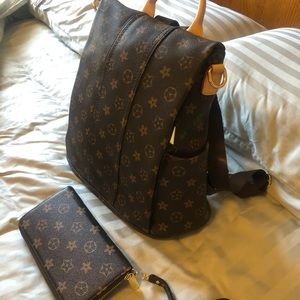 Medium size backpack for woman